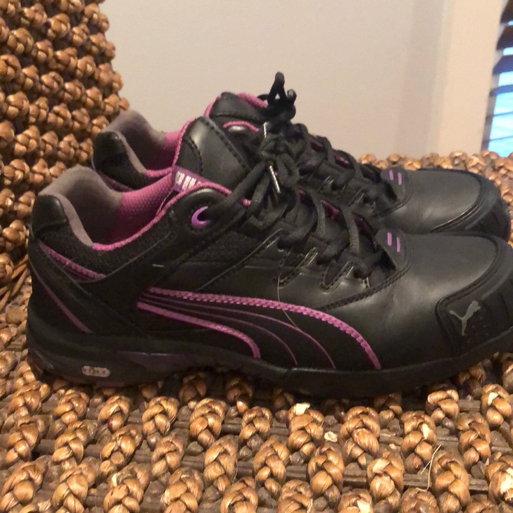 Puma safety shoes
